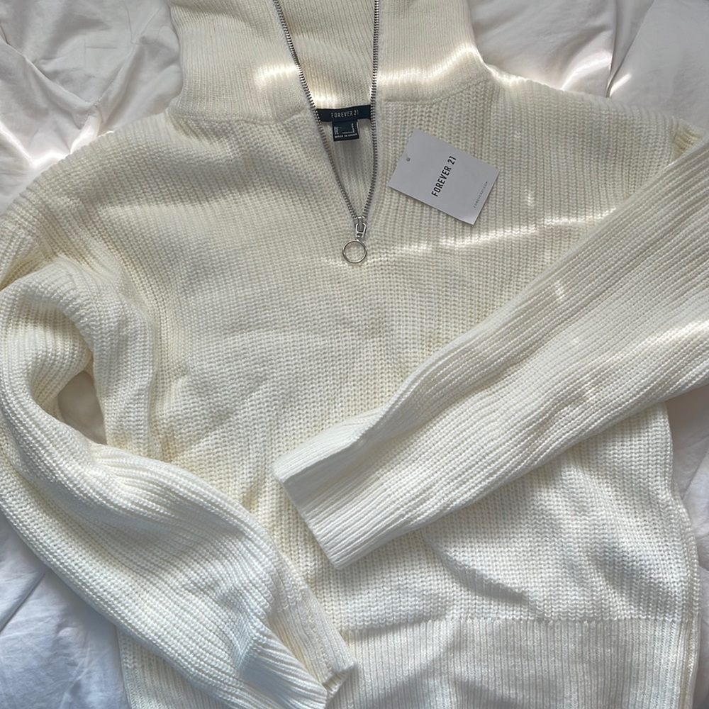 Forever 21- Thick quarter zip cream sweater- size Small